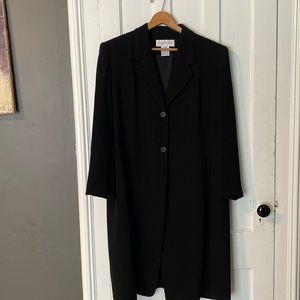 Jones New York Women's Elegant Black Long Blazer